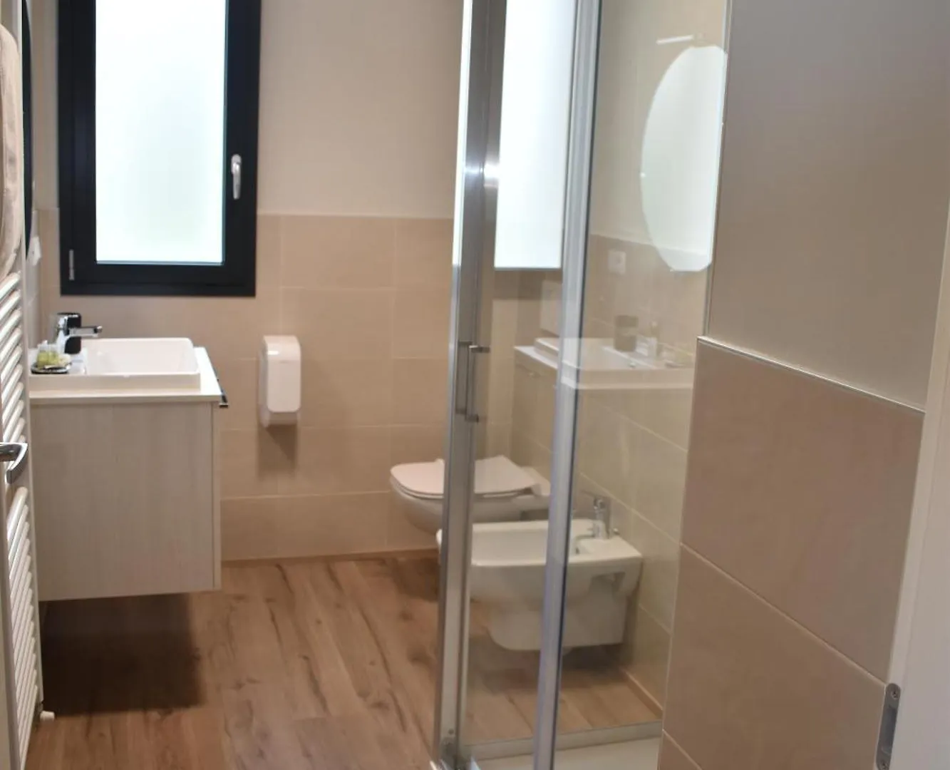 Baia Delle Rose Holiday Apartments Costa Volpino