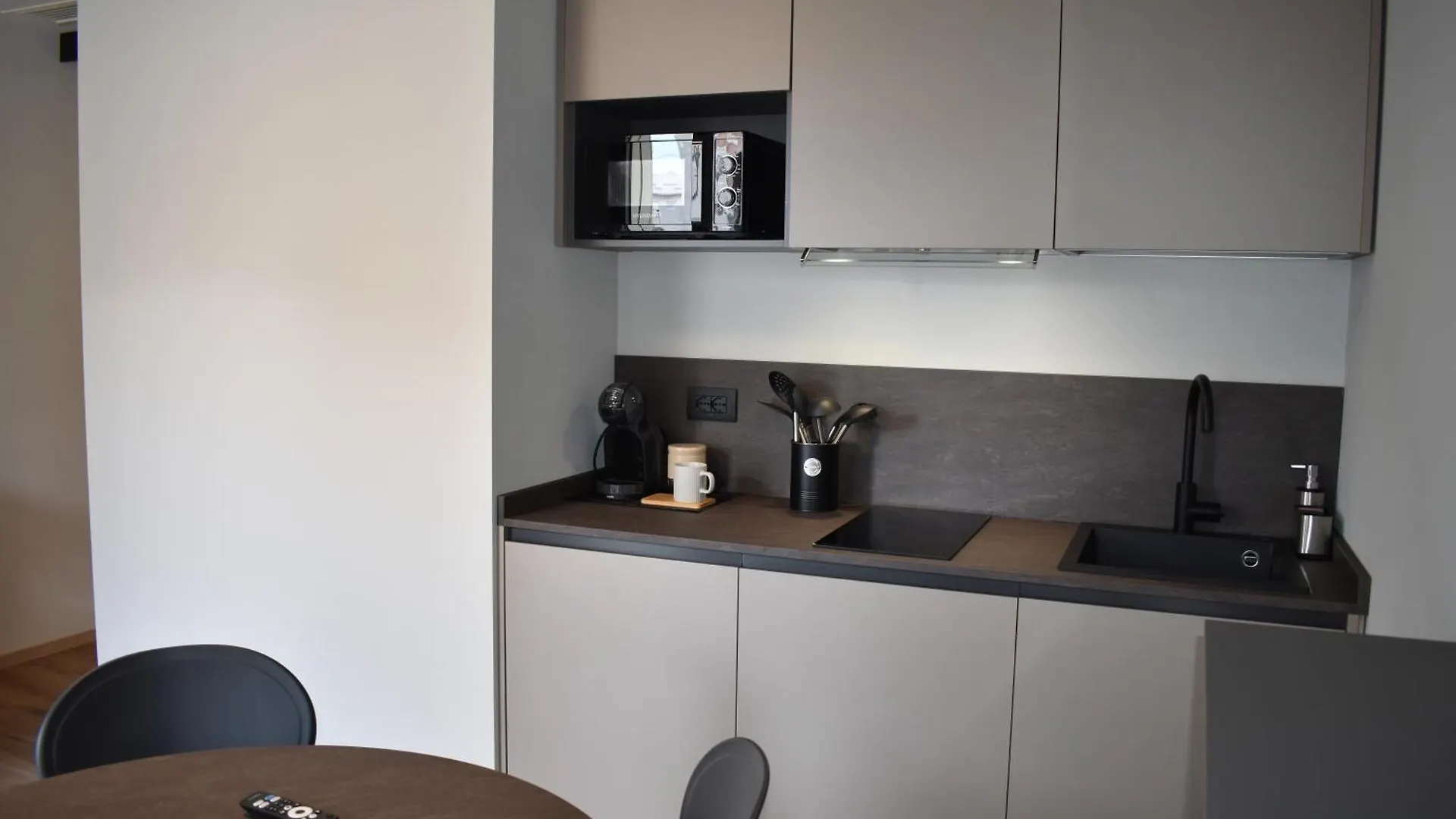 Baia Delle Rose Holiday Apartments Costa Volpino 0*,