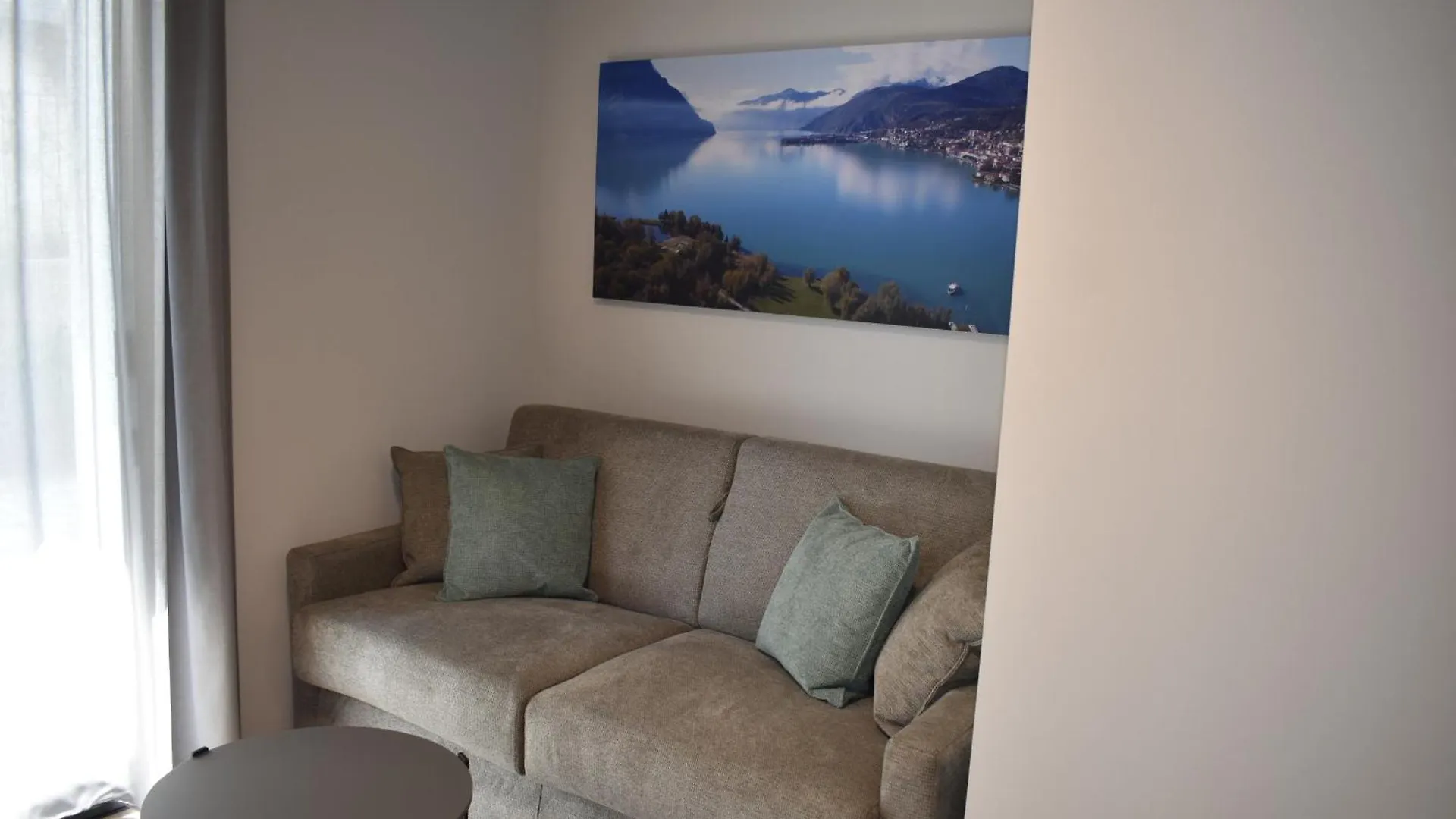 Baia Delle Rose Holiday Apartments Costa Volpino